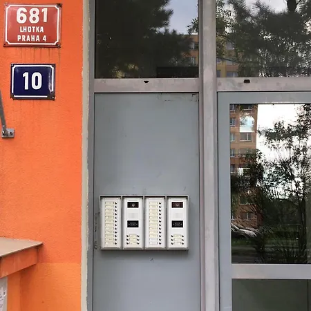 Stunning 2-bed In 4 Apartment Prague